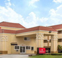 Ramada Ontario - Accommodation Rooms