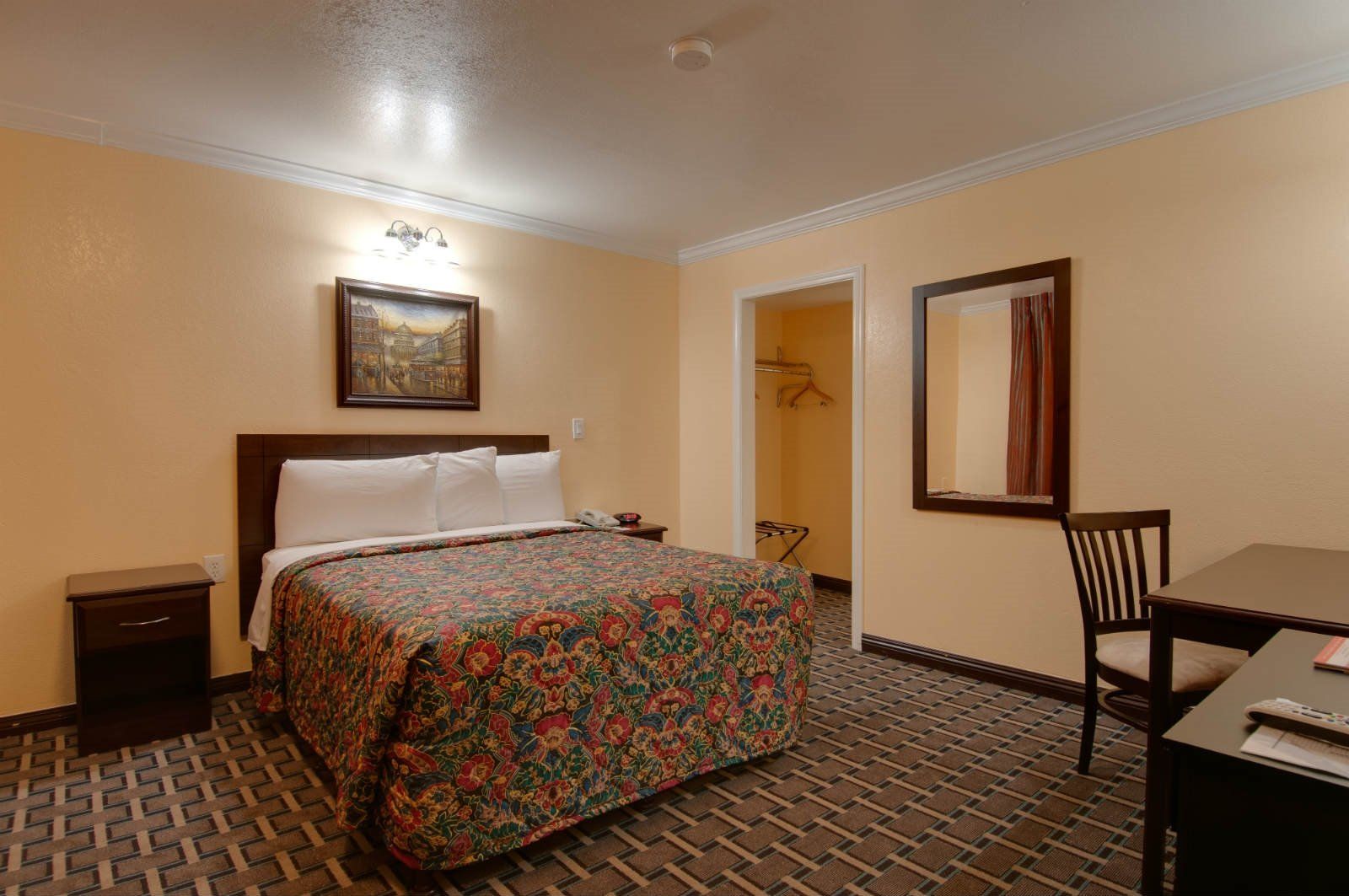 Vagabond Inn San Pedro - thumb 10