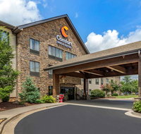 Comfort Inn  Suites Blue Ridge - Accommodation Rooms