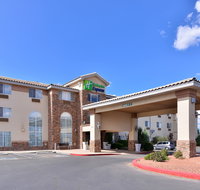 Holiday Inn Express - Accommodation Rooms