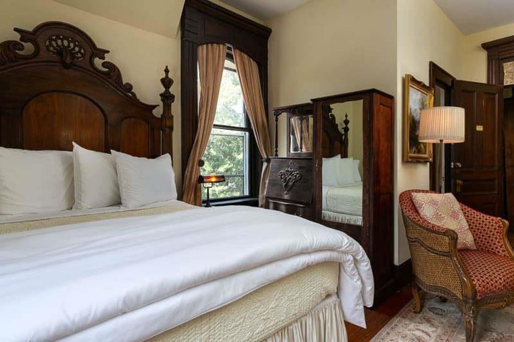 Cedar Crest Inn - thumb 2