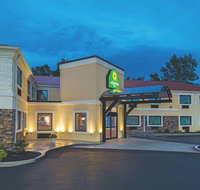 La Quinta Inn Buffalo Airport - Accommodation Rooms