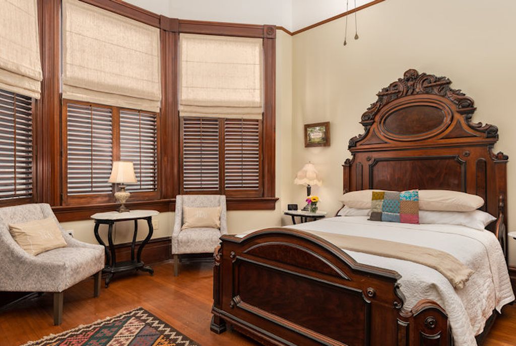 Grand Victorian Bed & Breakfast - thumb 1