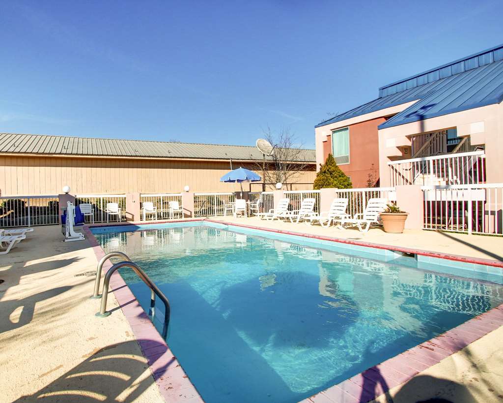 Quality Inn - thumb 11