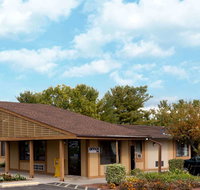 Knights Inn Martinsburg - Accommodation Rooms