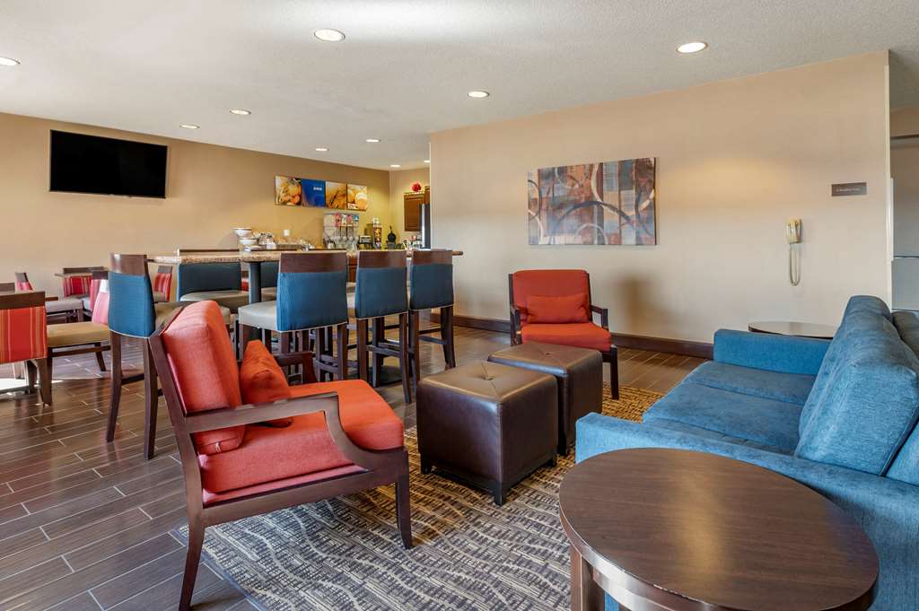 Comfort Inn - thumb 3