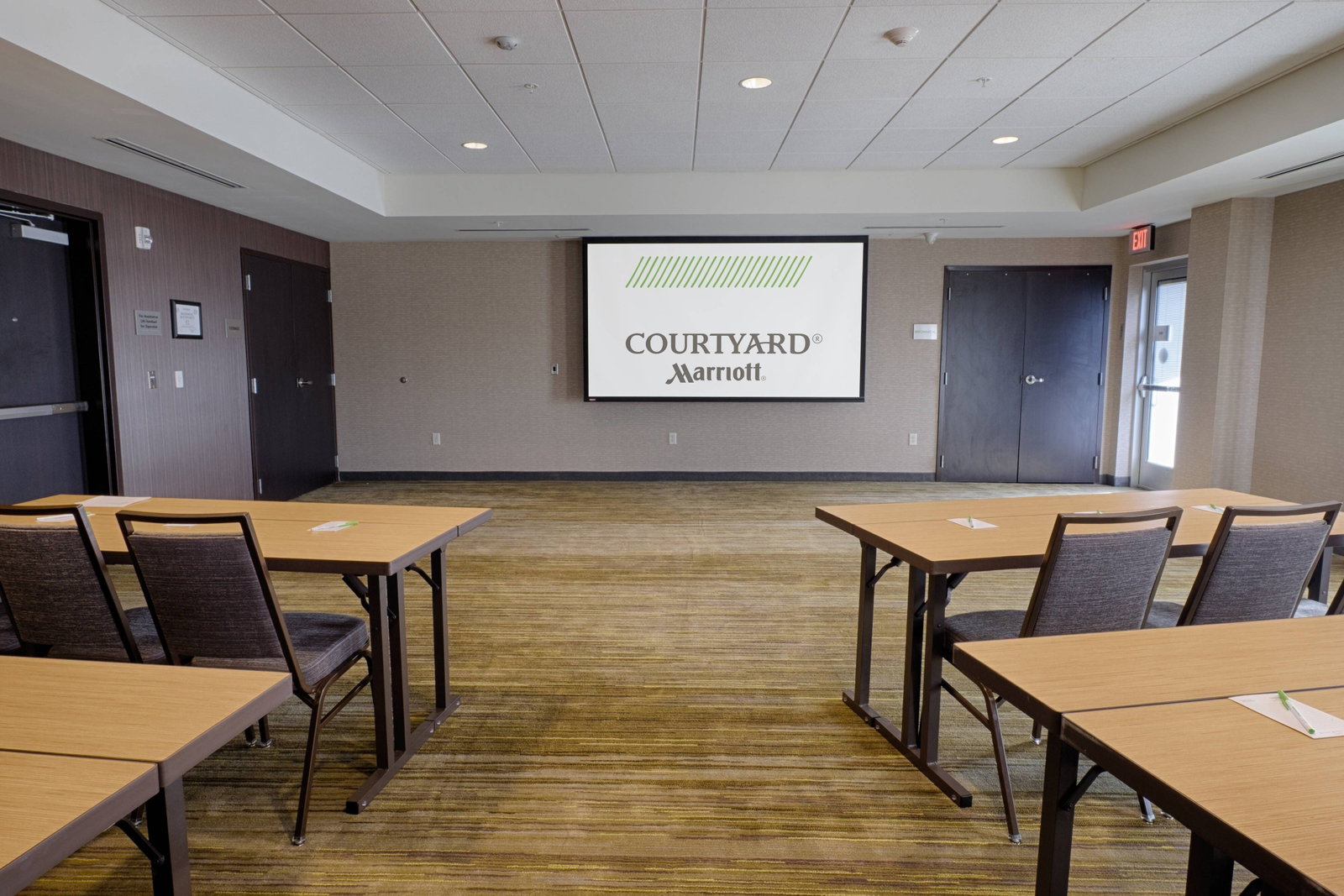 Courtyard Clifton Park - thumb 7