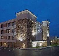 Doubletree by Hilton Schenectady - Accommodation Rooms
