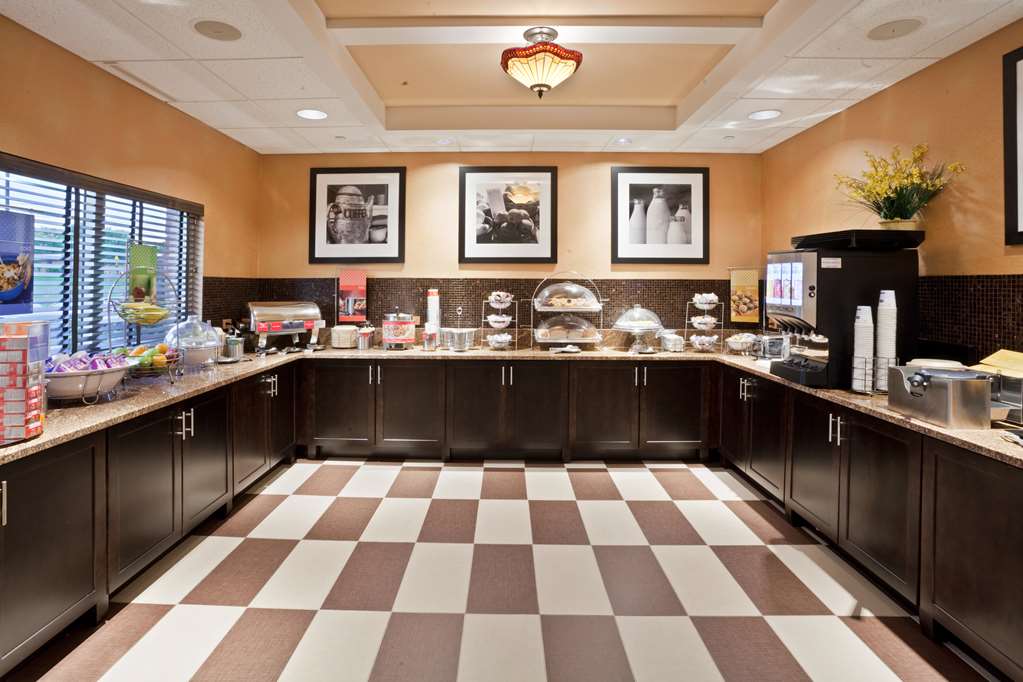Hampton Inn Clifton Park - thumb 12