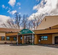 Quality Inn - Accommodation Rooms
