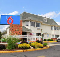 Motel 6 Hartford - Enfield - Accommodation Rooms