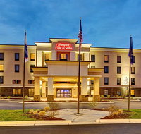 Hampton Inn  Suites Lansing/West MI - Accommodation Rooms