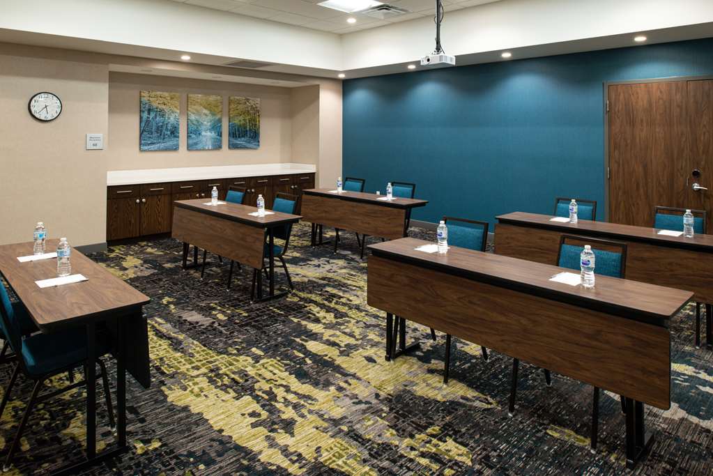 Hampton Inn & Suites Adrian - thumb 10