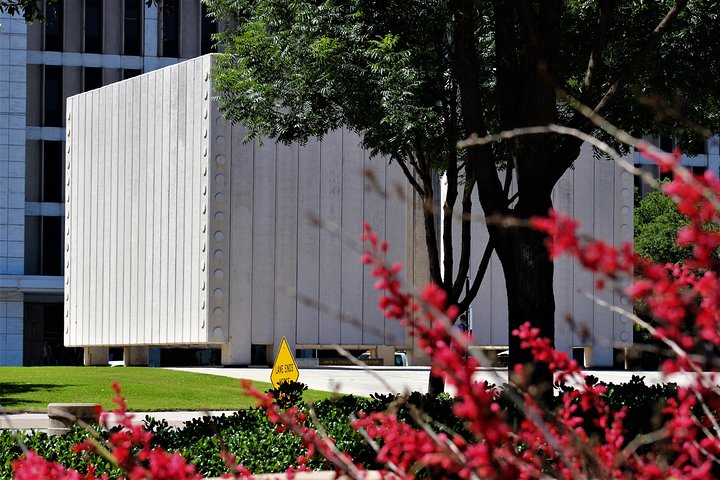 One-Hour John F Kennedy Assassination Walking Tour - thumb 3