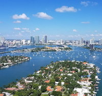 Miami Boat Tour - Discover Biscayne Bay  Celebrity Island Homes 90Min - Accommodation Rooms