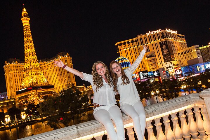 Las Vegas Strip By Limo With Personal Photographer - thumb 1