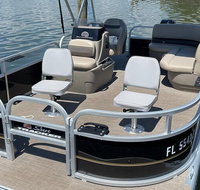 Pontoon Boat Rental in Sebastian (FL) with Sebastian Adventures - Accommodation Rooms