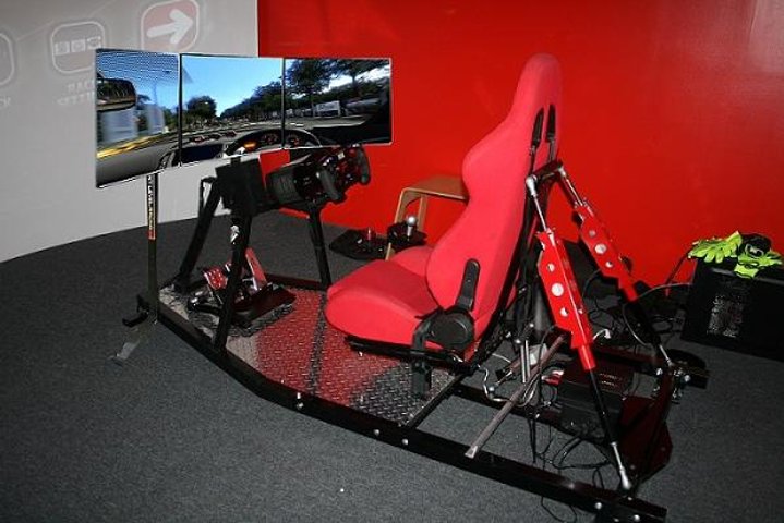 Formula 1 Race Car Simulator Experience - thumb 1