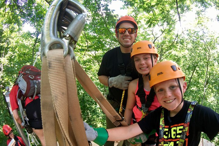 Fully Guided Zipline Canopy Tour Through Kentucky River Palisades - thumb 1