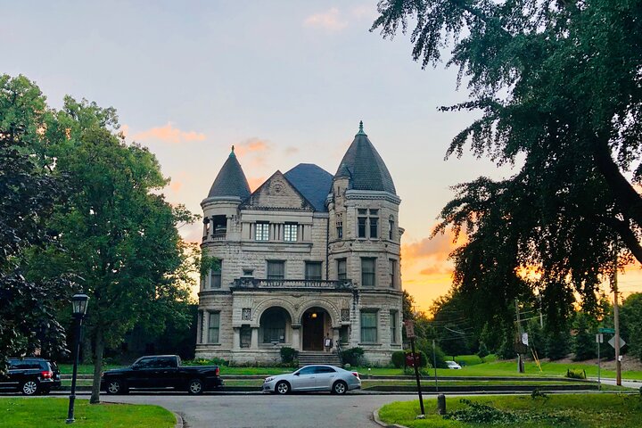 Old Louisville Ghost Tour As Recommended By The New York Times - thumb 3