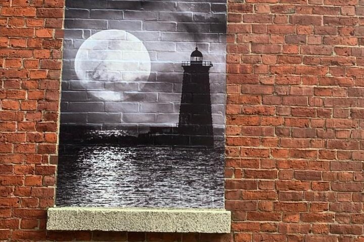 Explore Portsmouthâ€™s Urban And Street Art Guided Bike Tour - thumb 2