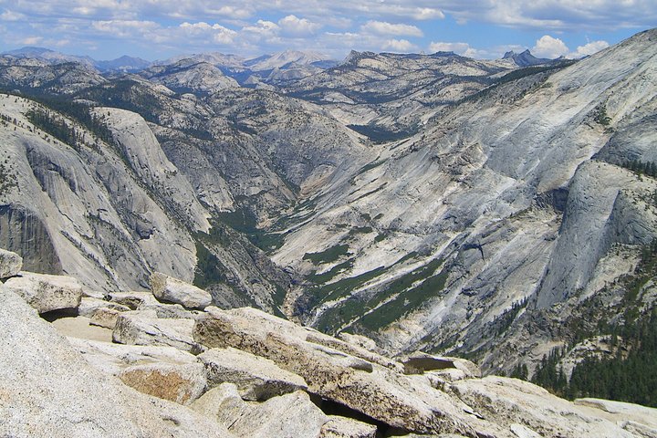 Yellowstone Rocky Mountain And California Desert 11 Day Explorer - thumb 2