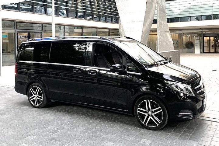 Departure Private Transfer: Las Vegas To Las Vegas Airport LAS In Luxury Van - thumb 1