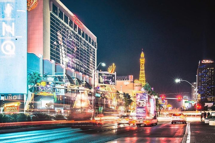 Departure Private Transfer: Las Vegas To Las Vegas Airport LAS In Business Car - thumb 0