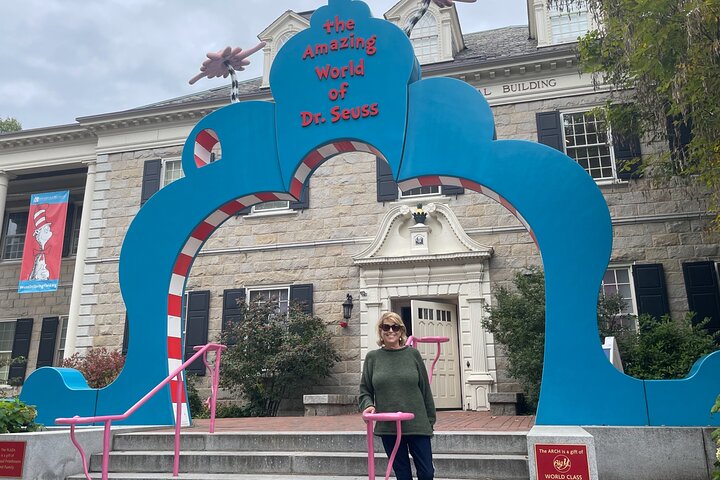 VIP Private Rockwell, Dr. Seuss, & Mark Twain Museums Full Day Tour - thumb 2