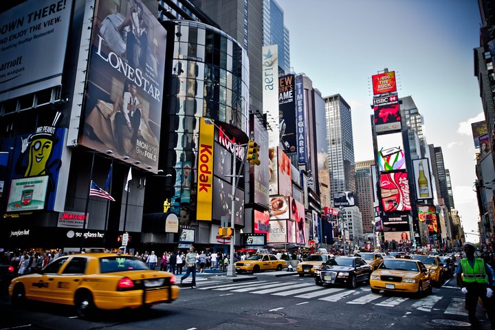 Departure Private Transfer: New York To J.F. Kennedy Airport JFK In Luxury Van - thumb 1