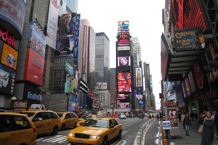 Departure Private Transfer: New York To J.F. Kennedy Airport JFK In Luxury Van - thumb 3