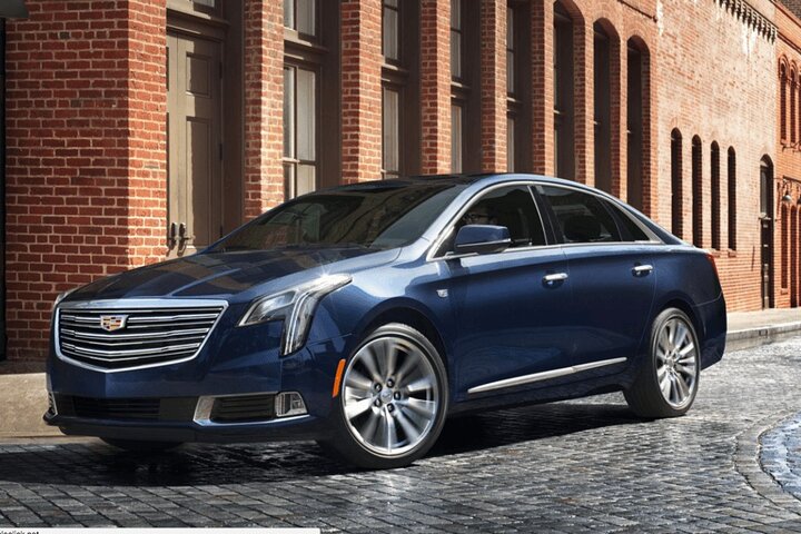 Departure Private Transfer Dowtown Dallas To Dallas Airport DAL Luxury Vehicle - thumb 4