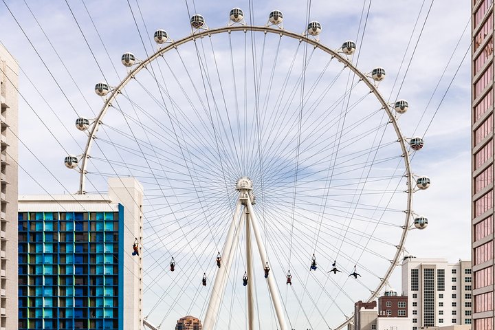 Fly LINQ Zipline At The LINQ - thumb 4